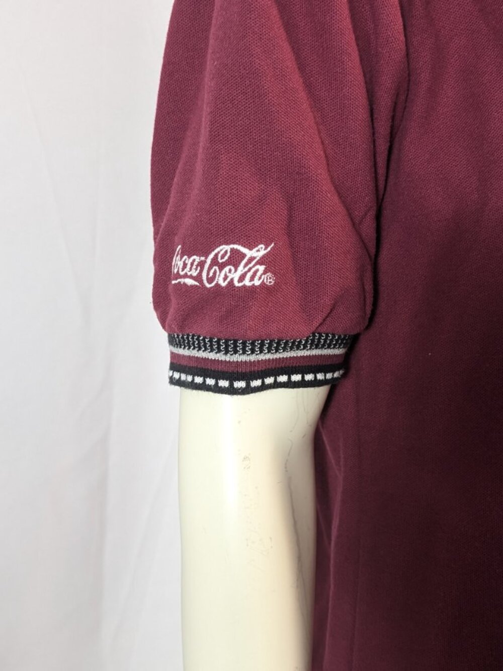Regal Cinemas employee polo shirt - Picture 3 of 4